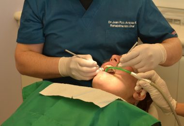 Chirurgia stomatologiczna - usuwanie zęba mądrości